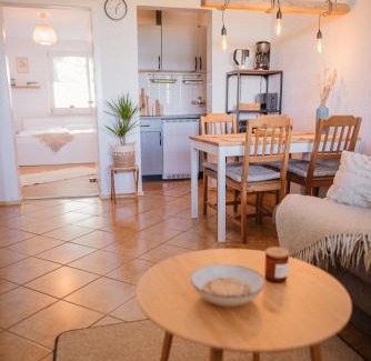 Zudar Apartment | Ferienwohnung Nr 4 Boddenblick Kanu Natur Rügen