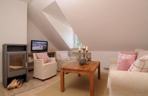 Garz/Rugen Apartment | Ferienwohnung Nr 7 im Gutshaus Zicker auf Rügen