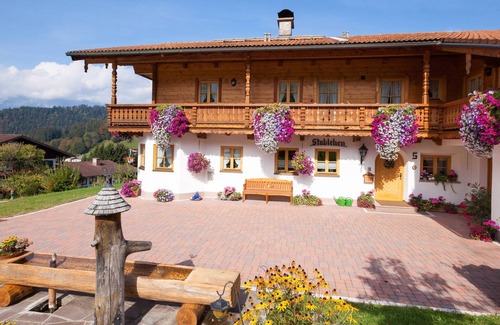 Oberau Apartment | Ferienwohnung Nr. 2 "Untersberg" für 2-4 Personen