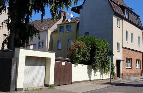 Oberhausen Apartment | Ferienwohnung Oberhausen Sterkrade Maisonette nahe CentrO