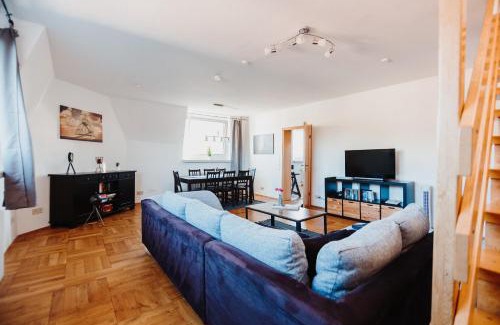Oberhausen Apartment | Ferienwohnung Oberhausen Sterkrade Maisonette nahe CentrO
