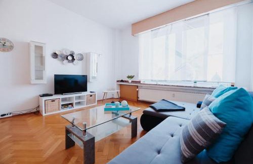 Oberhausen Apartment | Ferienwohnung Oberhausen Sterkrade nahe Westfield CentrO