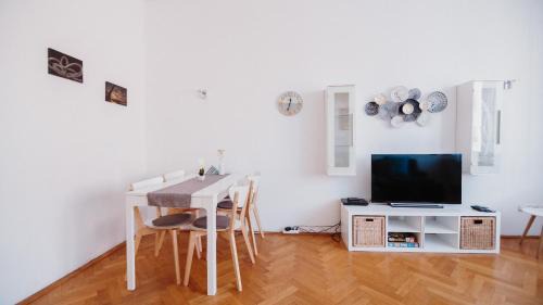 Oberhausen Apartment | Ferienwohnung Oberhausen Sterkrade nahe Westfield CentrO
