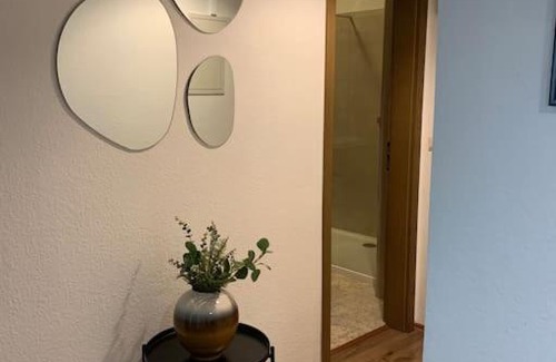 Bad Rothenfelde Apartment | Ferienwohnung Parkblick - Balkon 77m2