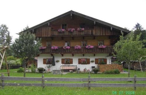 Hammer Apartment | Ferienwohnung Regauer