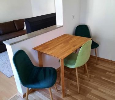 Zell Apartment | Ferienwohnung Roter Riesling