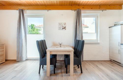 Tannenhausen Apartment | Ferienwohnung Robbe für 2 Personen am Badesee Tannenhausen