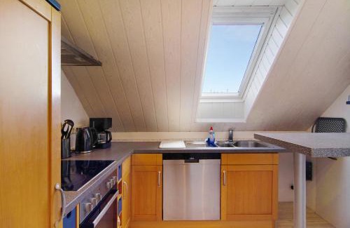 Halbemond Apartment | Ferienwohnung Rocker