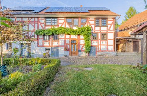 Homberg Apartment | Ferienwohnung Rosengarten