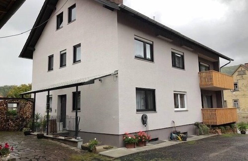 Morlesau Apartment | Ferienwohnung "saaletal" im Parterre