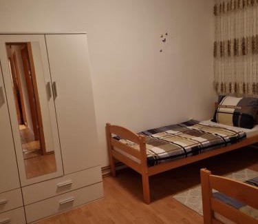 Bosanska Krupa Apartment | Ferienwohnung Sabina