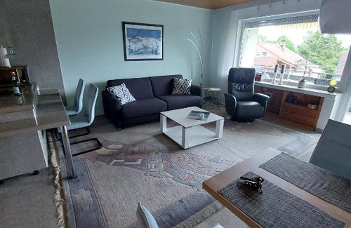 Moehnesee Apartment | Ferienwohnung Sander mit Innenpool