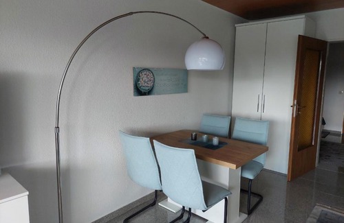 Moehnesee Apartment | Ferienwohnung Sander mit Innenpool