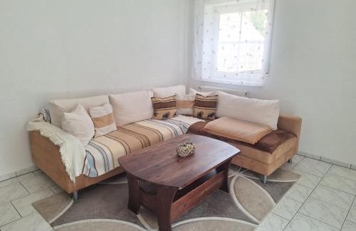 Nittenau Apartment | Ferienwohnung Sonja mit Terrasse