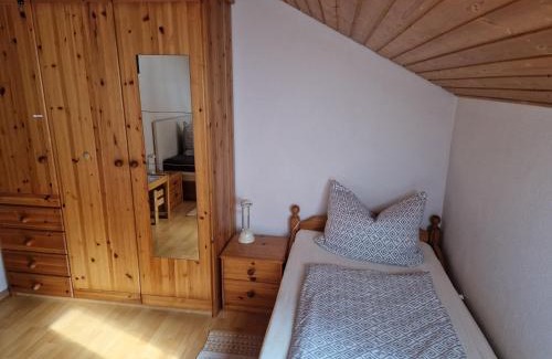 Missen-Wilhams Apartment | Ferienwohnung Sonnenblume mit Hallenbad und Sauna