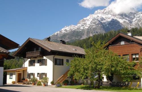 Leogang Apartment | Ferienwohnung Stöckl