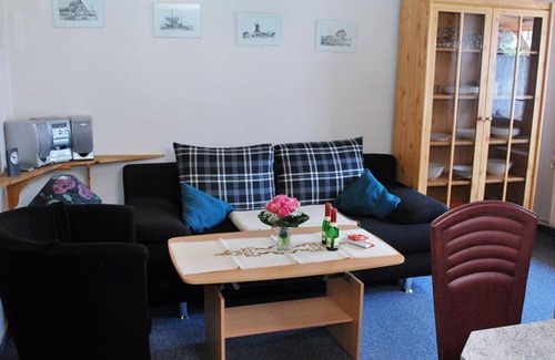 Butjadingen Apartment | Ferienwohnung Typ 1 Nr2, Dusche, WC, 2 Schlafräume - Ferienwohnungen Haus zur Oase der Ruhe
