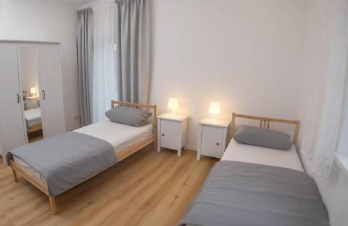 Roemerberg House | Ferienwohnung und Zimmer Römerberg-Speyer