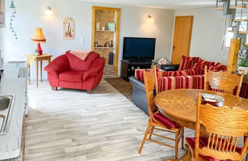 Neukalen Apartment | Ferienwohnung Up'n Dörp - Ferienwohnung