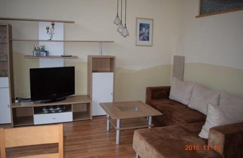 Bergrheinfeld Apartment | Ferienwohnung Weinlaube