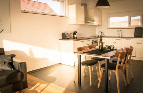 Oberrotweil Apartment | Ferienwohnung West-Blick, 58 qm, 1 Schlafzimmer, max. 4 Personen