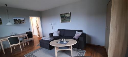 Sankt Andreasberg Apartment | Ferienwohnung Wiesenblick mit Terrasse im Landhaus Fischer