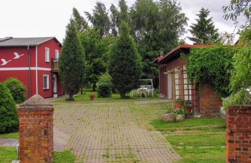 Marlow Apartment | Ferienwohnungen am Bach