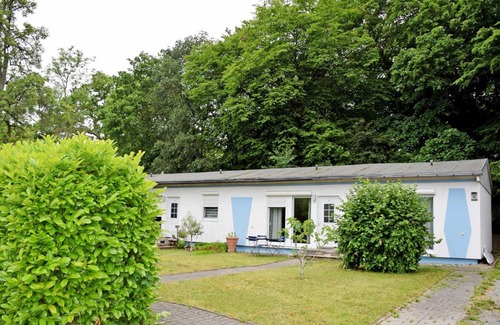 Altefaehr Apartment | Ferienwohnungen am Wald mit Strand