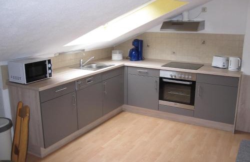 Heimbach Apartment | Ferienwohnungen - An der Kunstakademie