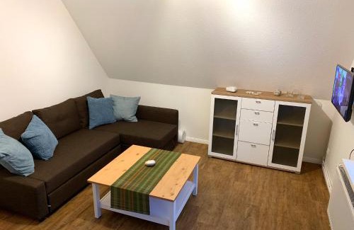 Itzehoe Apartment | Ferienwohnungen Arp "Nordsee" mit Balkon und Parkplatz