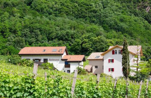 Terlano House | Ferienwohnungen Hochbrunner