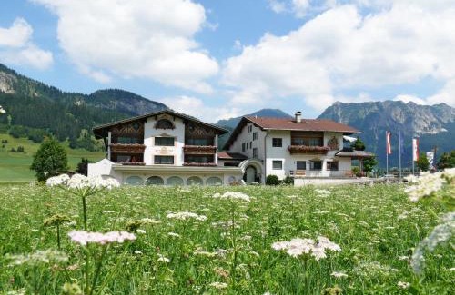 Tannheim Apartment | Ferienwohnungen Meusburger