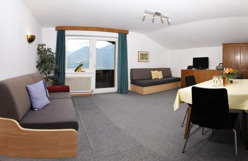 Patsch Apartment | Ferienwohnungen Tiroler Alpenhof