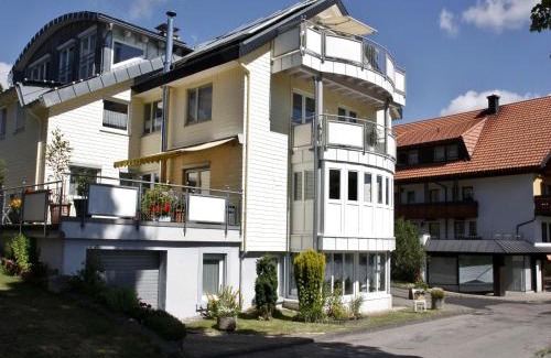 Schoenwald Apartment | Ferienwohnungen Uhren Allgaier