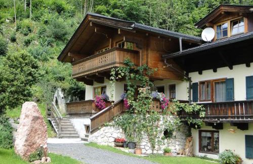 Lofer House | Ferienzimmer Brennerbauer