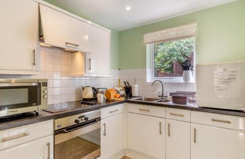 Bridport House | Fern Cottage