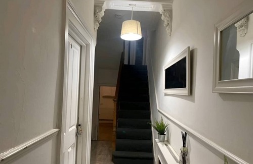 Balham Apartment | Fern Cozy Apartment 4 Wifi Parking