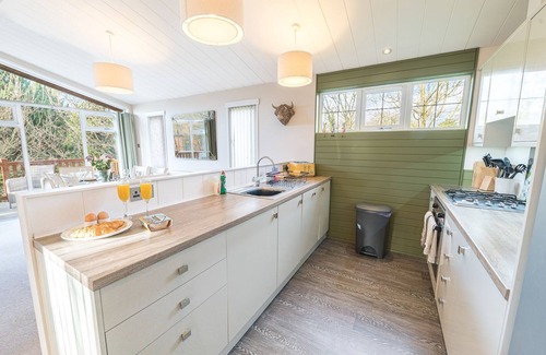Allithwaite Cottage | FERN LODGE, family friendly, character holiday cottage in Cartmel