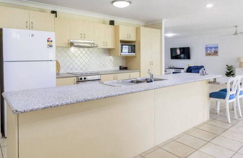 Banksia Beach House | Fernando's Beach Hideaway