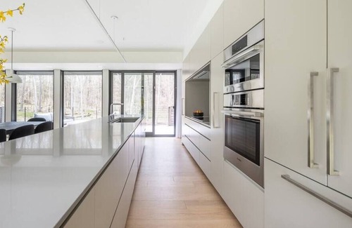 North Egremont House | Fernbrook: gorgeous modern luxury in the forest