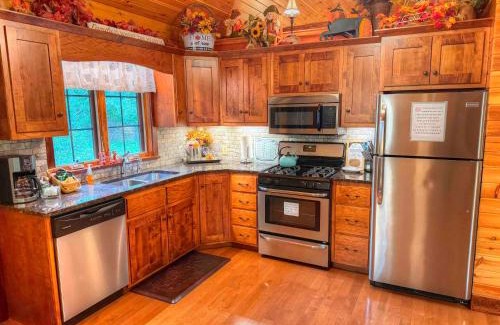 Millersburg House | Ferngully Creek Cabins