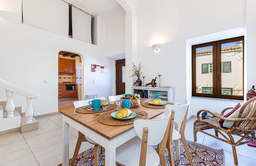 Ferragudo Ski Chalet | Ferragudo Townhouse