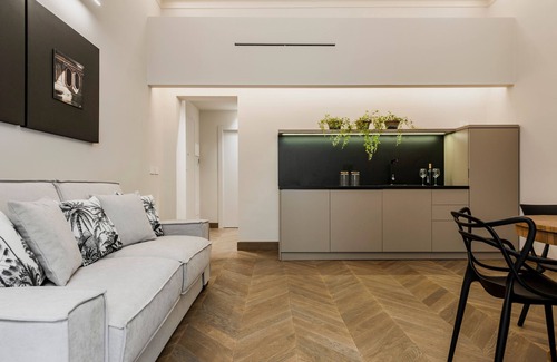 Catania City Centre Apartment | Ferrini Home - Etnea Portrait