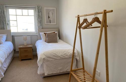 Plymouth Apartment | Ferry Rd by Westcountry SA