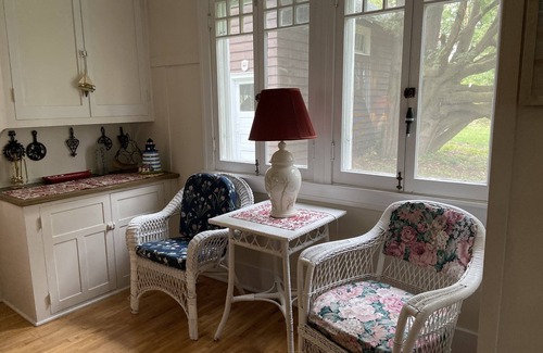 Egg Harbor Cottage | Festivals! Secluded true waterfront w/acreage, Sleeps 12, dogs, great rates