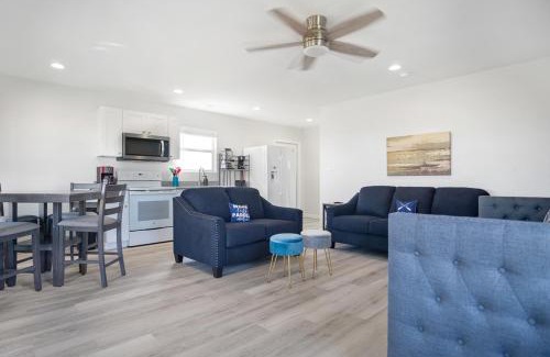 Gilchrist House | Fetching, cozy home, Sleeps 4 Pet&kid friendly