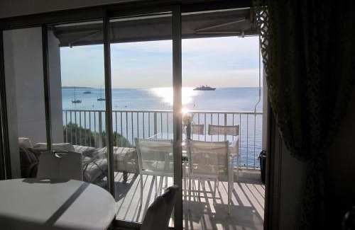 Pointe Croisette Apartment | Fettolina Palm Beach, Location Cannes front de mer et plage