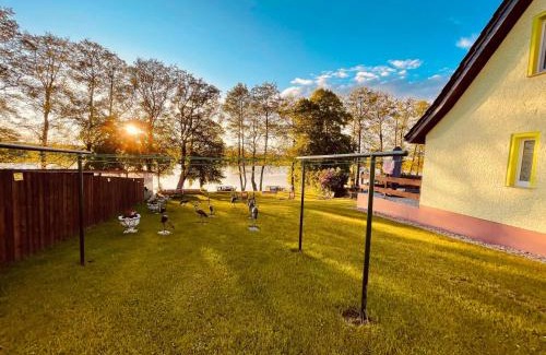 Feldberger Seenlandschaft Apartment | FEWO Am Haussee Feldberger Seenlandschaft