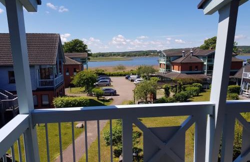 Neuensien Apartment | Fewo Granitzblick 6 mit Balkon und Seeblick