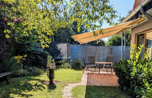 Melsungen Apartment | FeWo Herkulesblick - Quiet vacation apartment with lots of space, garden and terrace
